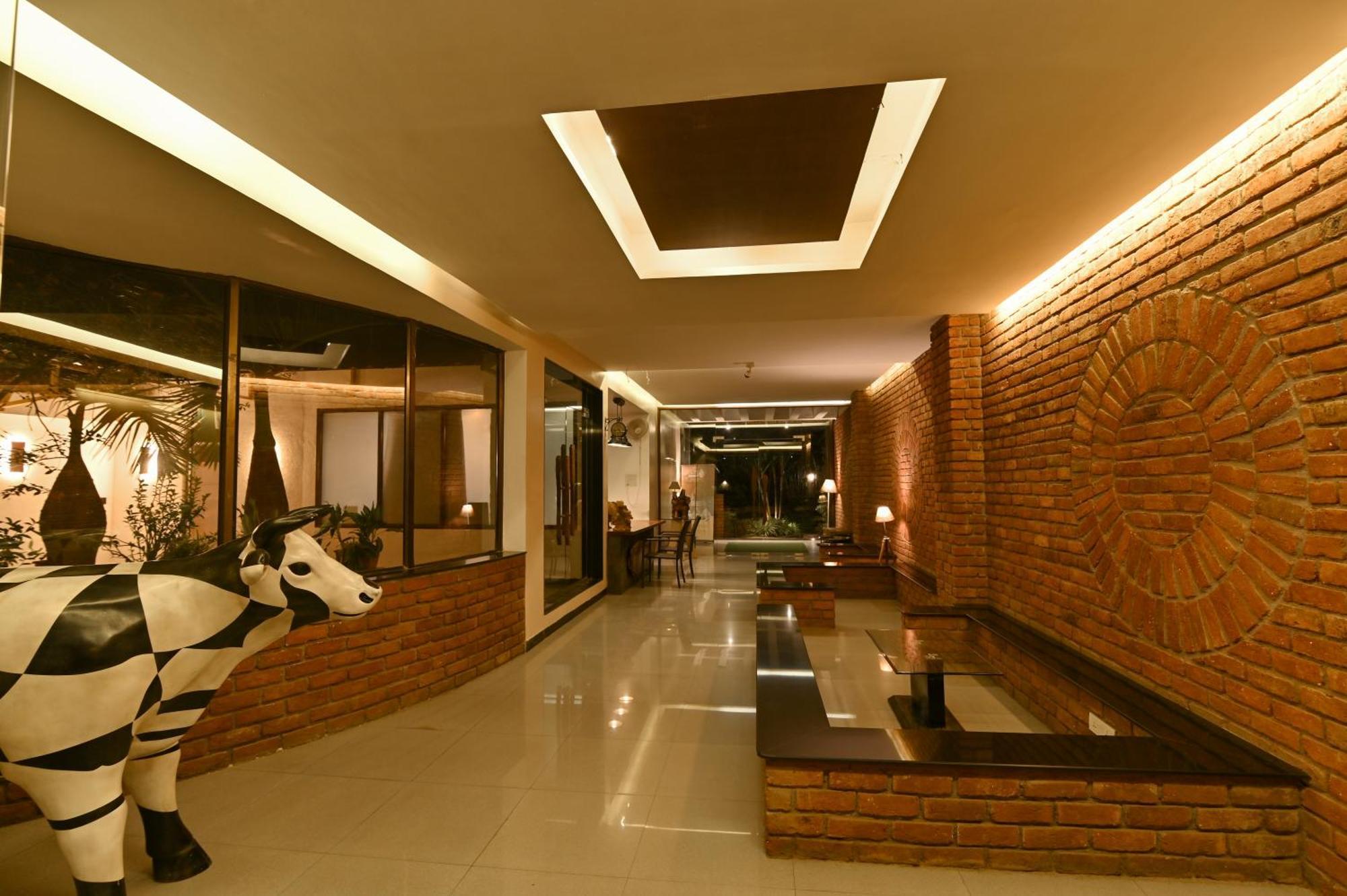 Saj By The Lake, Resort Malshej Ghat