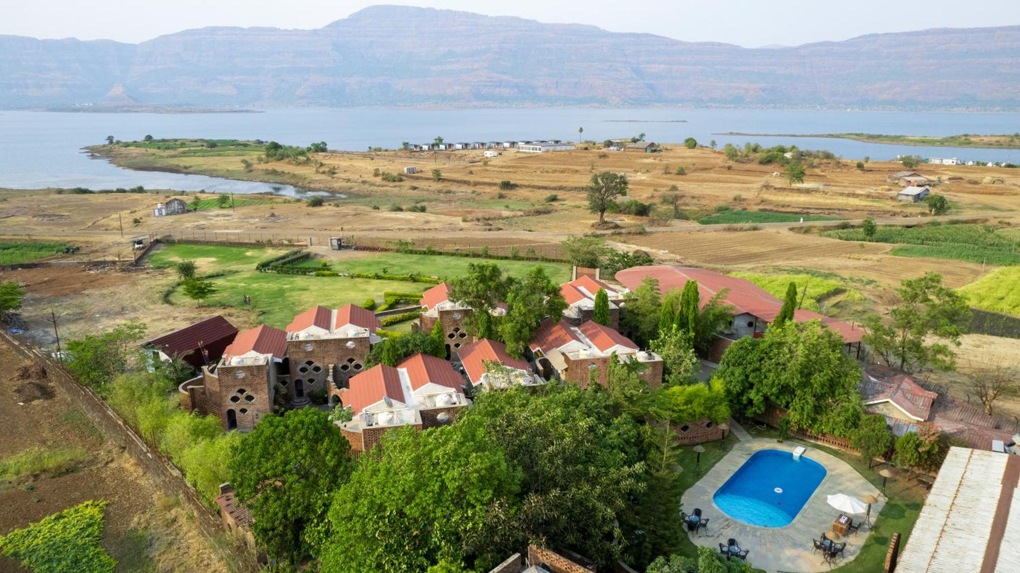 Saj By The Lake, 3* Malshej Ghat