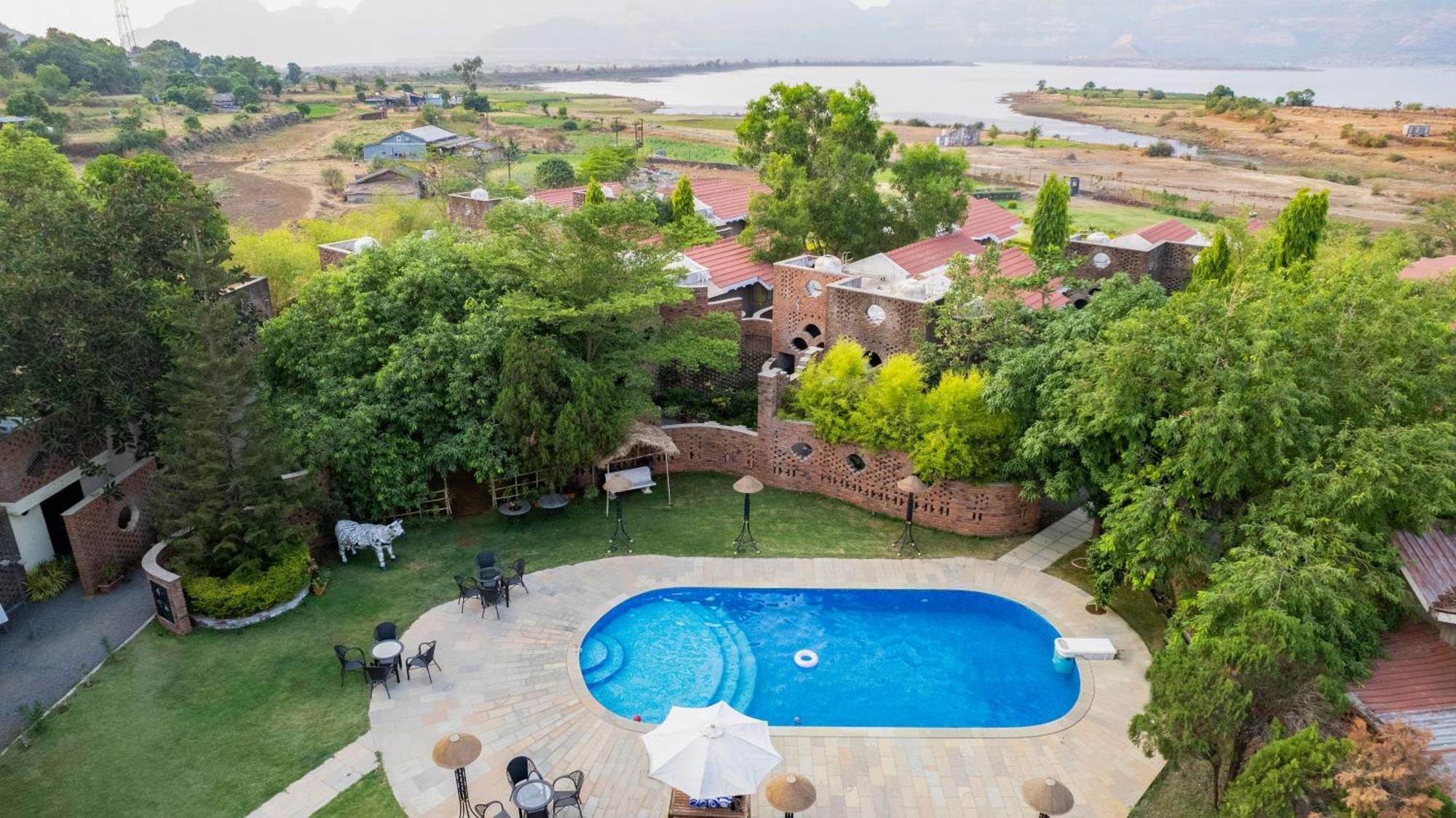 Saj By The Lake, 3* Malshej Ghat